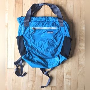 PATAGONIA - Ultralight Black Hole Tote Pack. 27L. Blue.